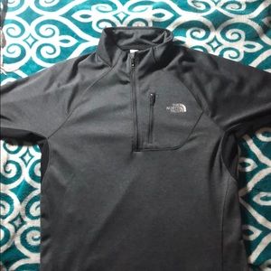 Men’s North Face Long Sleeve Dry fit Pull over